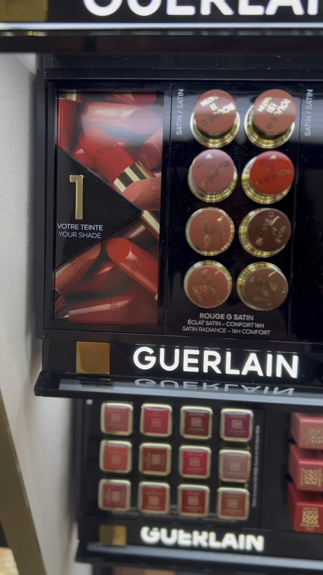 the rouge g lipstick can make any woman feel confident ♥️

Guerlain products are made with honey from black bees, making them extremely nourishing and hydrating

#guerlain #shoppersdrugmartbeauty #beautyboutique #luxurymakeup #luxurylipstick #luxurymakeover #guerlainmakeup #guerlainlipstick #rougeglipstick

#LTKFallSale #LTKVideo #LTKBeauty