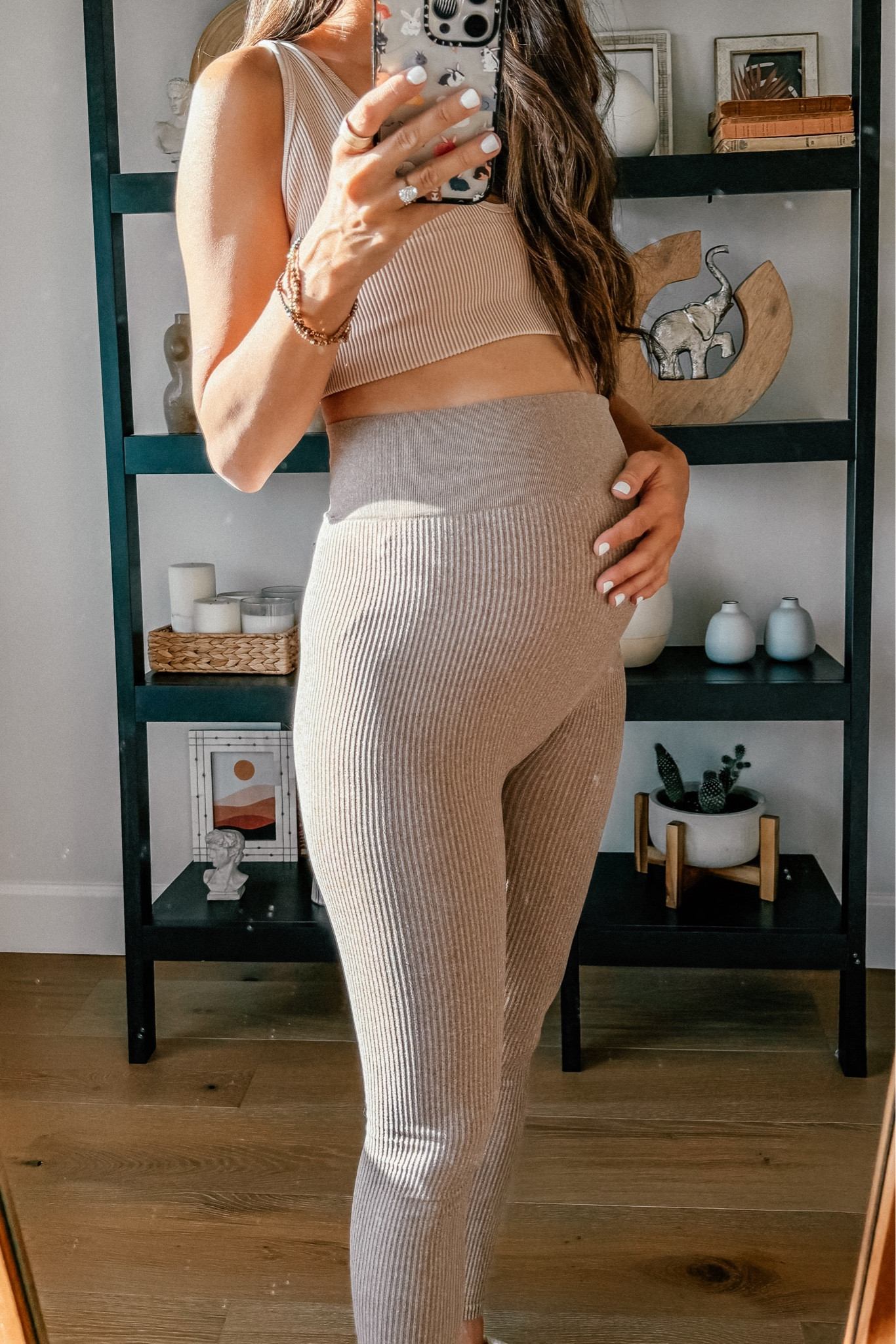 Ultra comfy ribbed maternity leggings for less than $20!

maternity clothes | bumpsuit | bump | pregnancy clothes 

#LTKfindsunder50 #LTKfitness #LTKbump