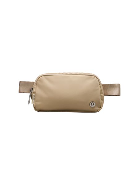 Everywhere Belt Bag Mini | Lululemon (US)