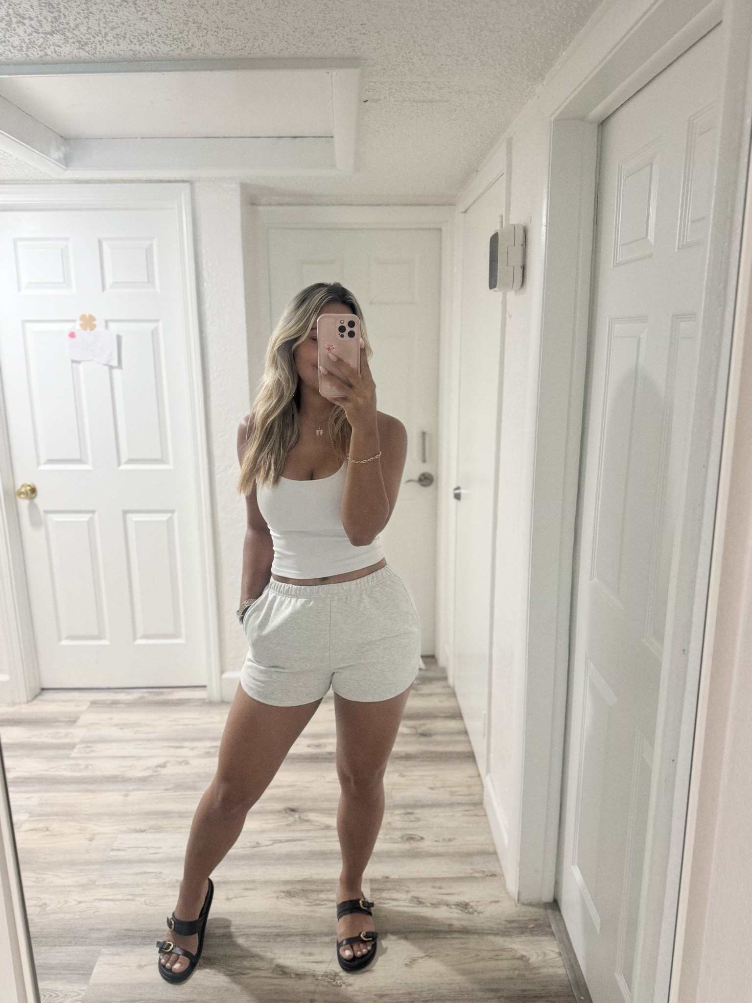 Friday ootd 

#LTKSaleAlert #LTKActive #LTKSeasonal