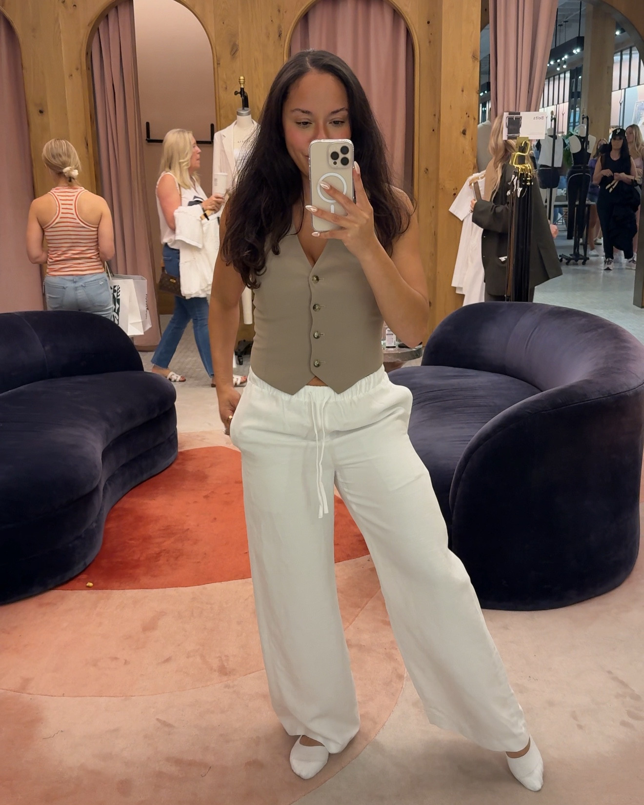 All the Aritzia must haves 

#LTKFindsUnder100 #LTKSaleAlert #LTKStyleTip