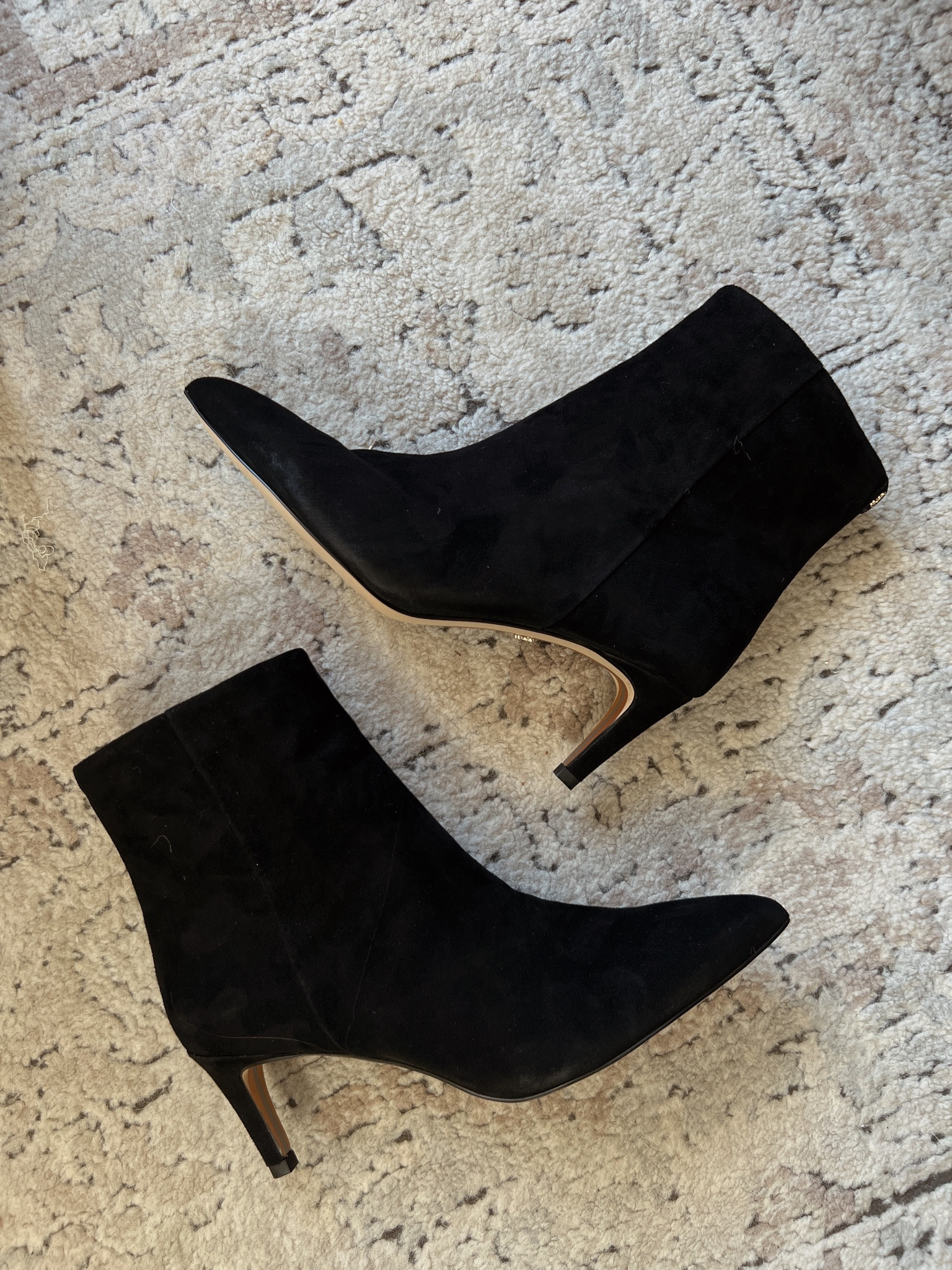 Suede ankle boots from Sam Edelman 

#LTKshoecrush