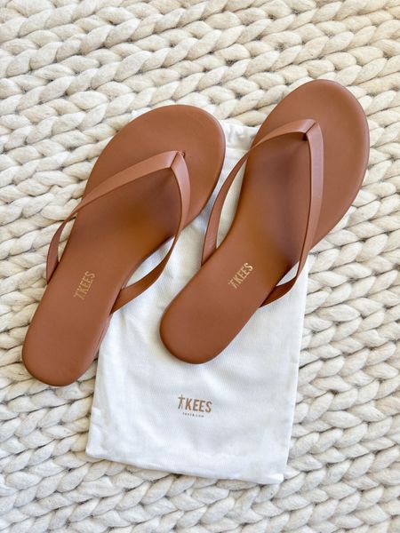 Tkees brown flip flops — simple & comfortable TTS 

flip flops - summer sandals - Women’s sandals 

#sandals 