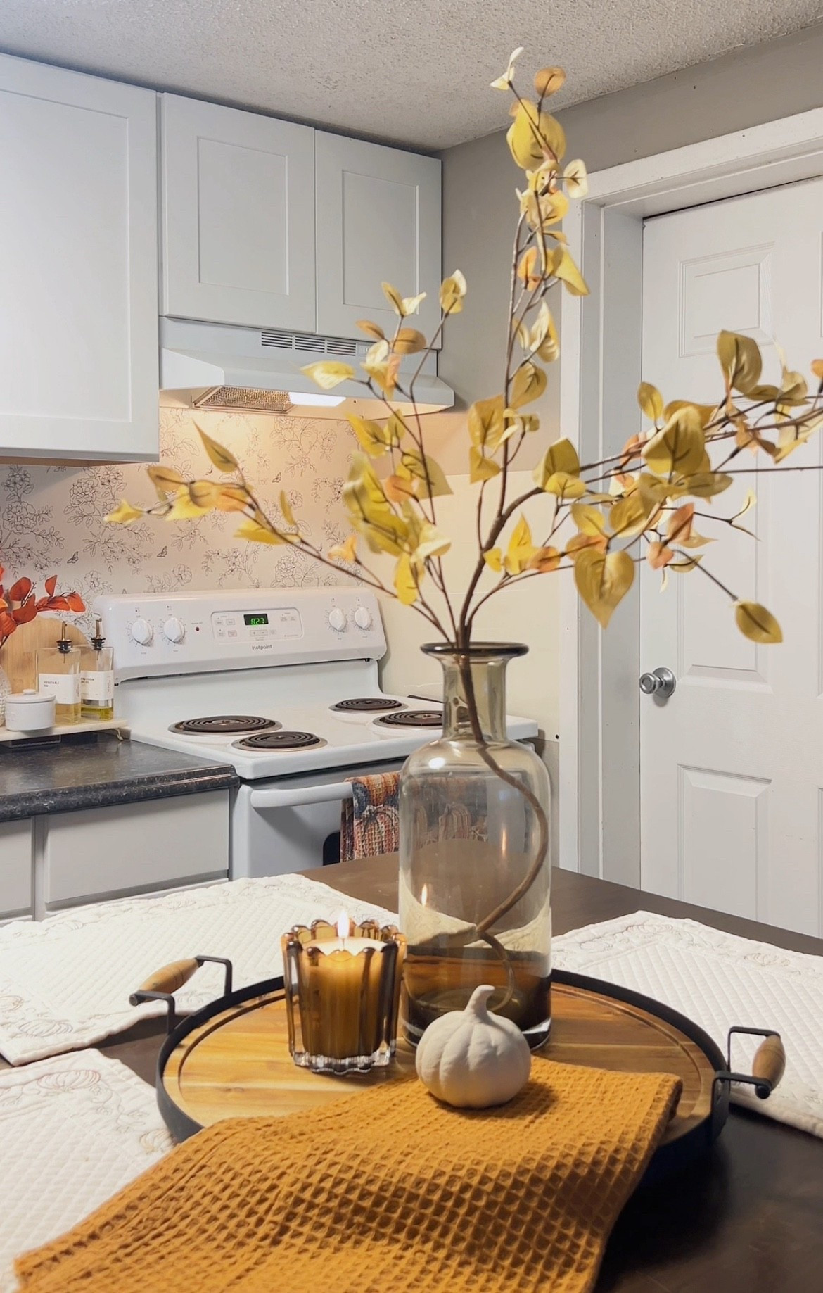 Idea de centro de mesa de Otoño 🍂🕯️

#LTKautumn #LTKSeasonal #LTKHome
