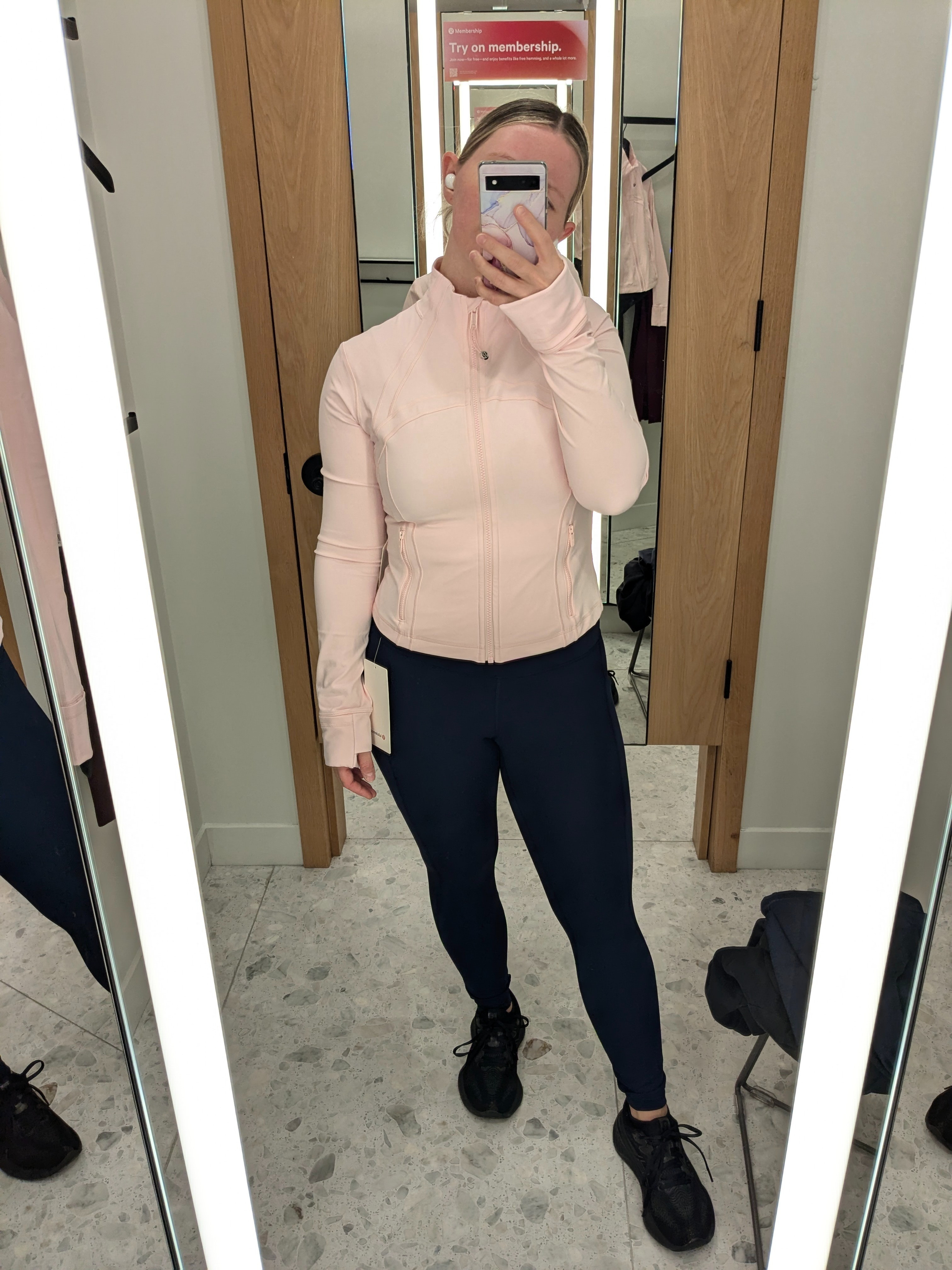 Lululemon dropped some new bits and I am here for it ♥️Love this cropped jacket perfect for a run outside ♥️

#LTKfitness #LTKtravel #LTKcanada