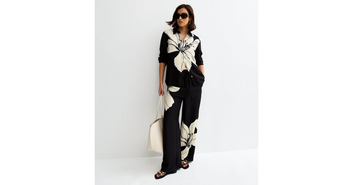 Black Soft Touch Large Lily Print Long Sleeve Shirt | New Look | New Look (UK)