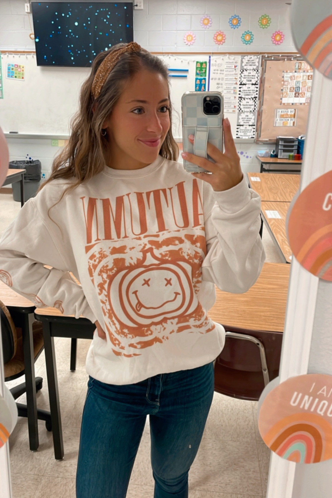 Teacher OOTD! Fall outfit!

Fall teacher outfit. Seasonal clothes. United Monograms. Retro crewneck. Pumpkin sweatshirt  

#LTKSeasonal