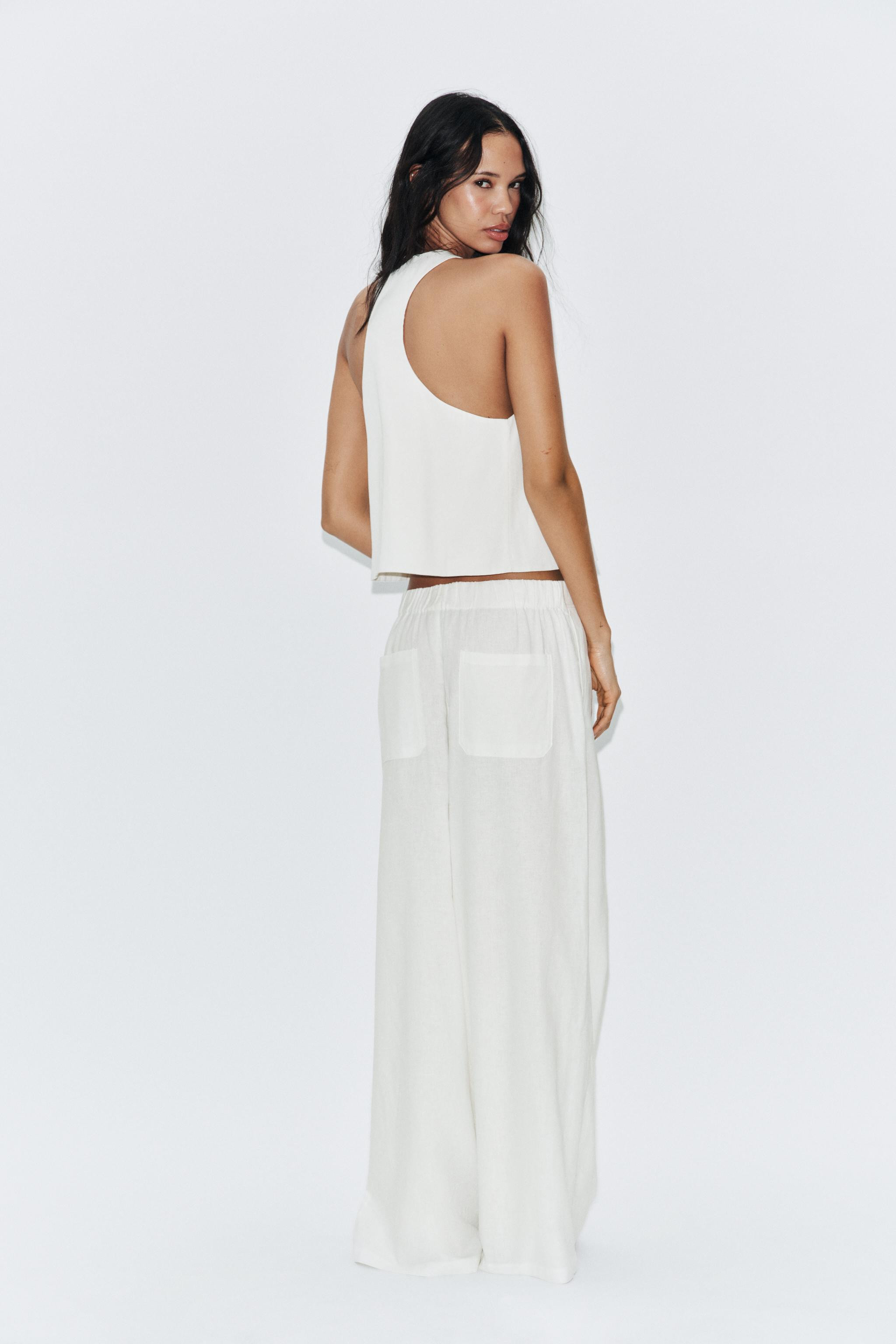 BUTTONED WAISTCOAT WITH LINEN | Zara UK