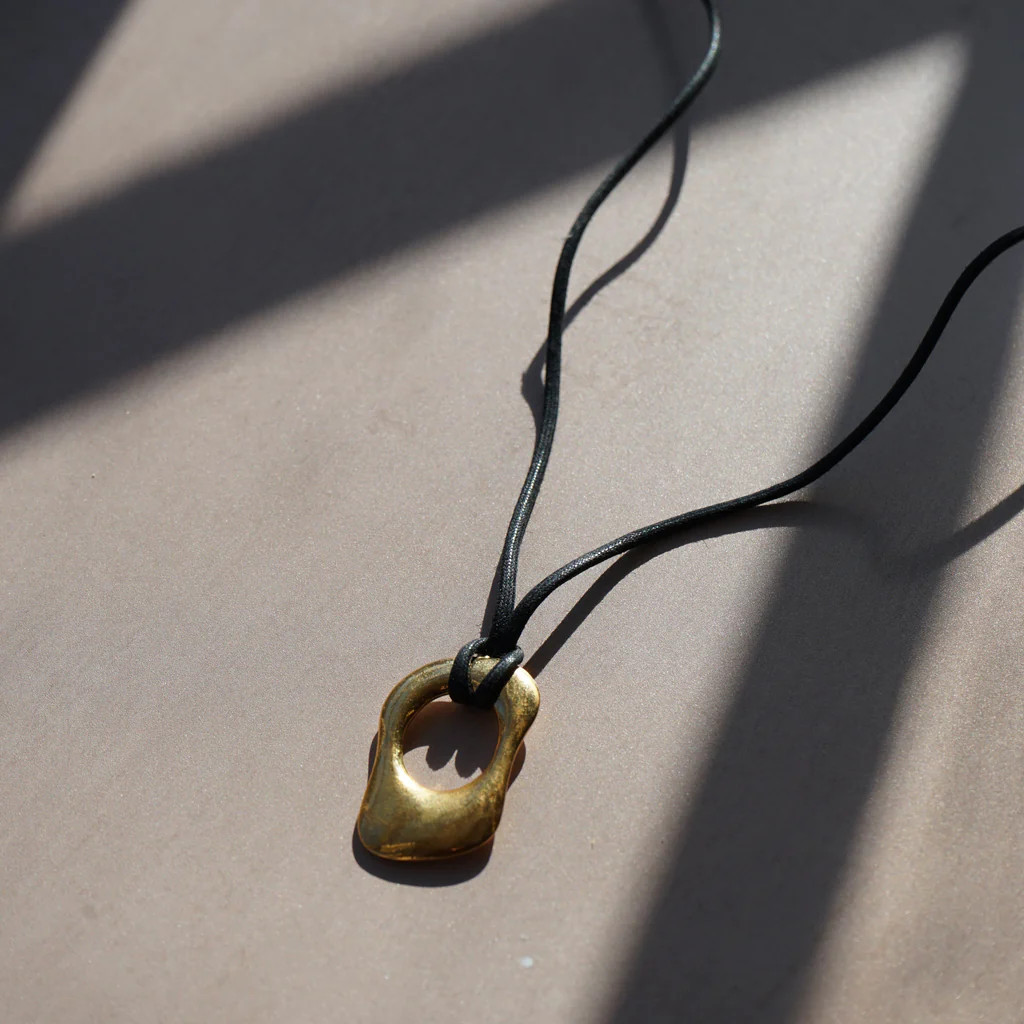 Vintage Organic Squoval Cord Necklace | Orelia