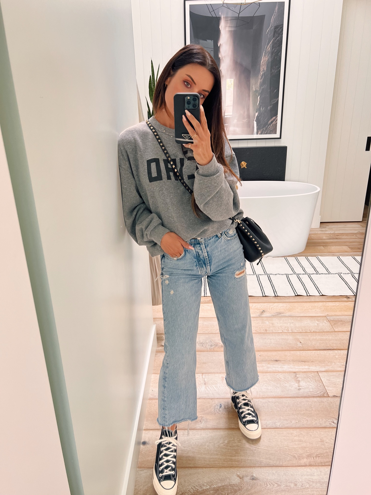 Casual date night in my favorite denim, sneakers and cozy sweatshirt 

#LTKstyletip #LTKshoecrush #LTKunder100