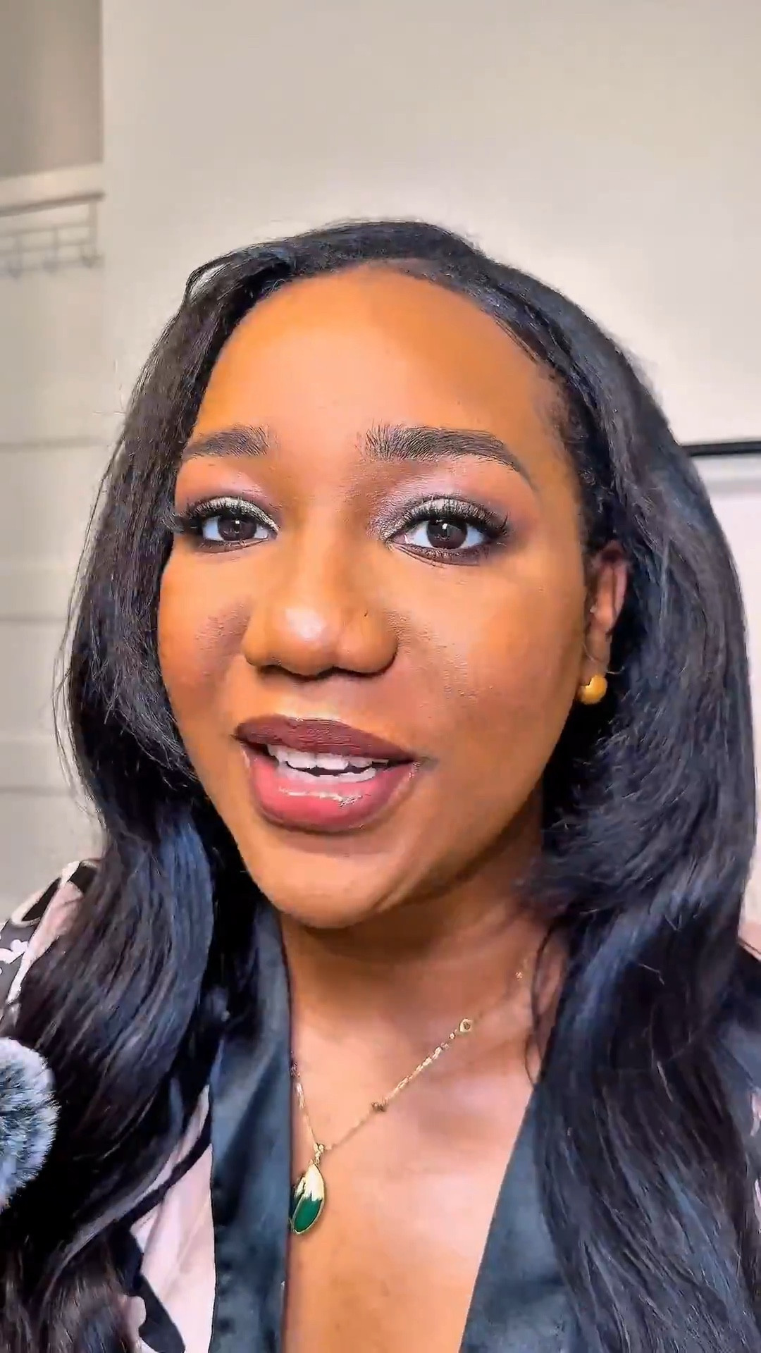 Save this post for later! 📌
Theres nothing like a good 'ole 2016 glam for the holidays! I just like a nice shimmer on the eye lid and in this tutorial I breaks down how to do so easily.

#LTKBeauty #LTKgrwm #LTKHoliday