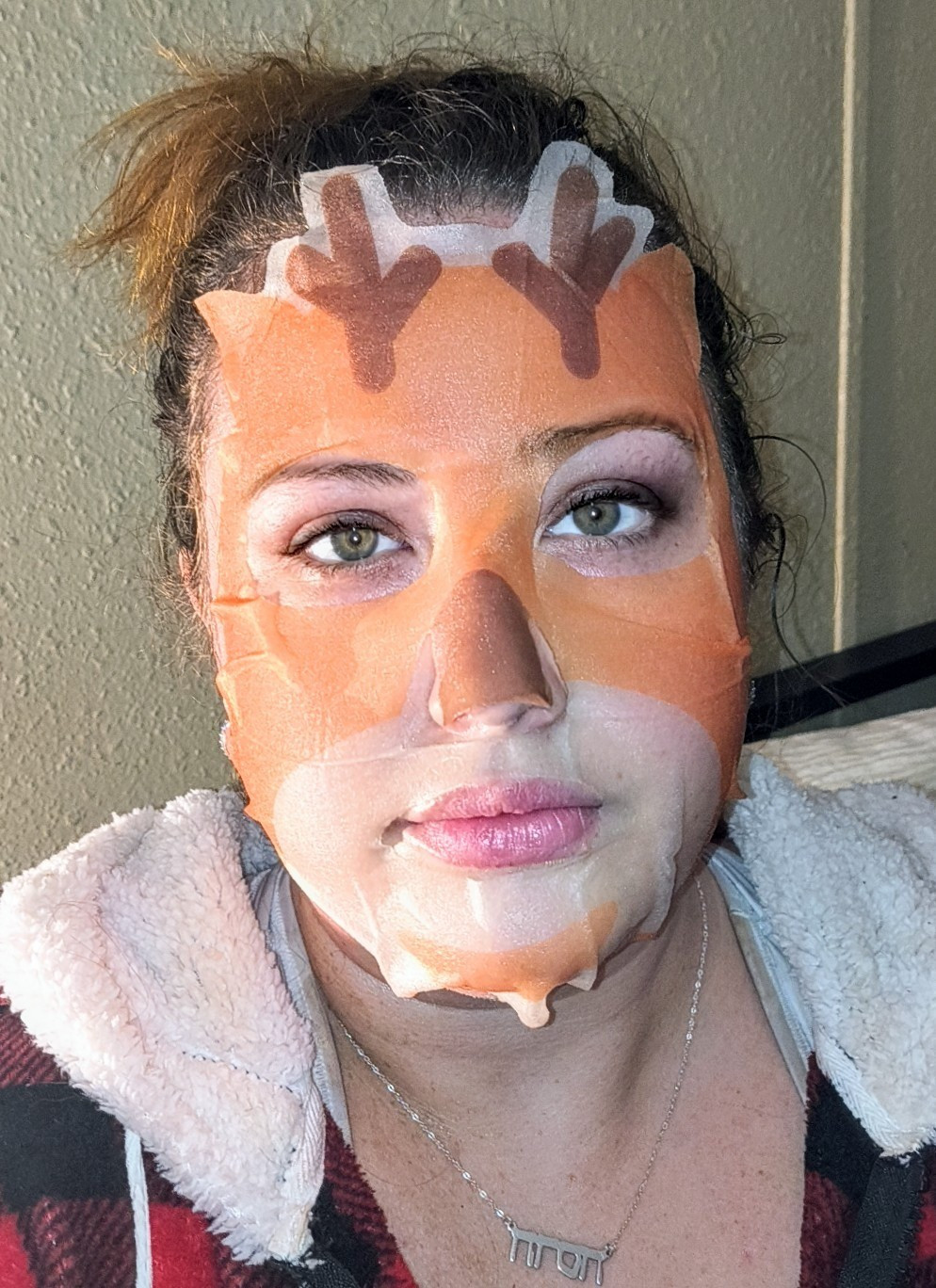 Don’t judge me….tis the season you filthy animal! 🎄🎅🏼

#LTKHoliday #LTKFindsUnder50 #LTKBeauty