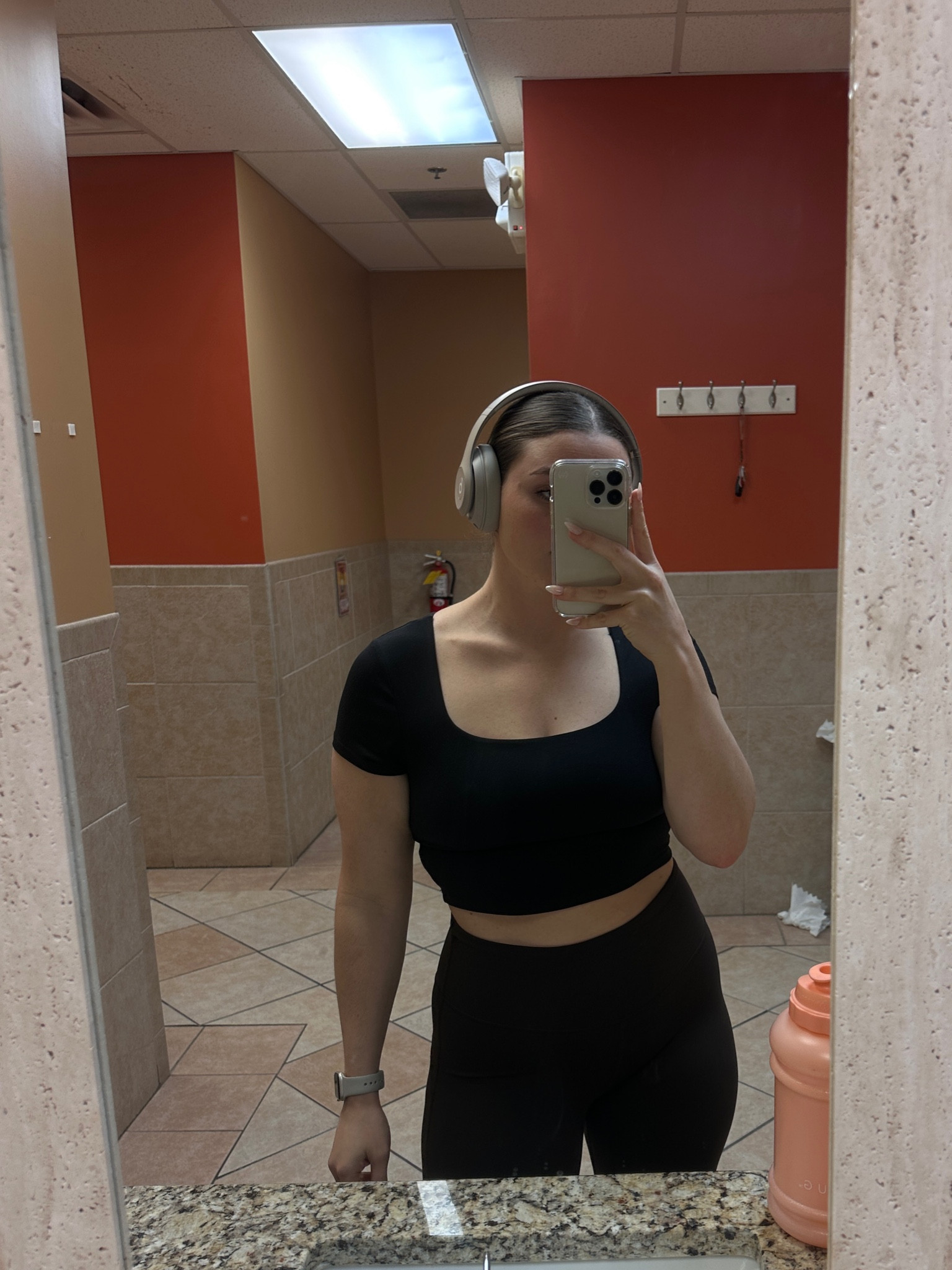 Love my square neck #workout top from #aerie !! #workoutclothes #fitness #gym 

#LTKfitness #LTKHoliday #LTKmidsize