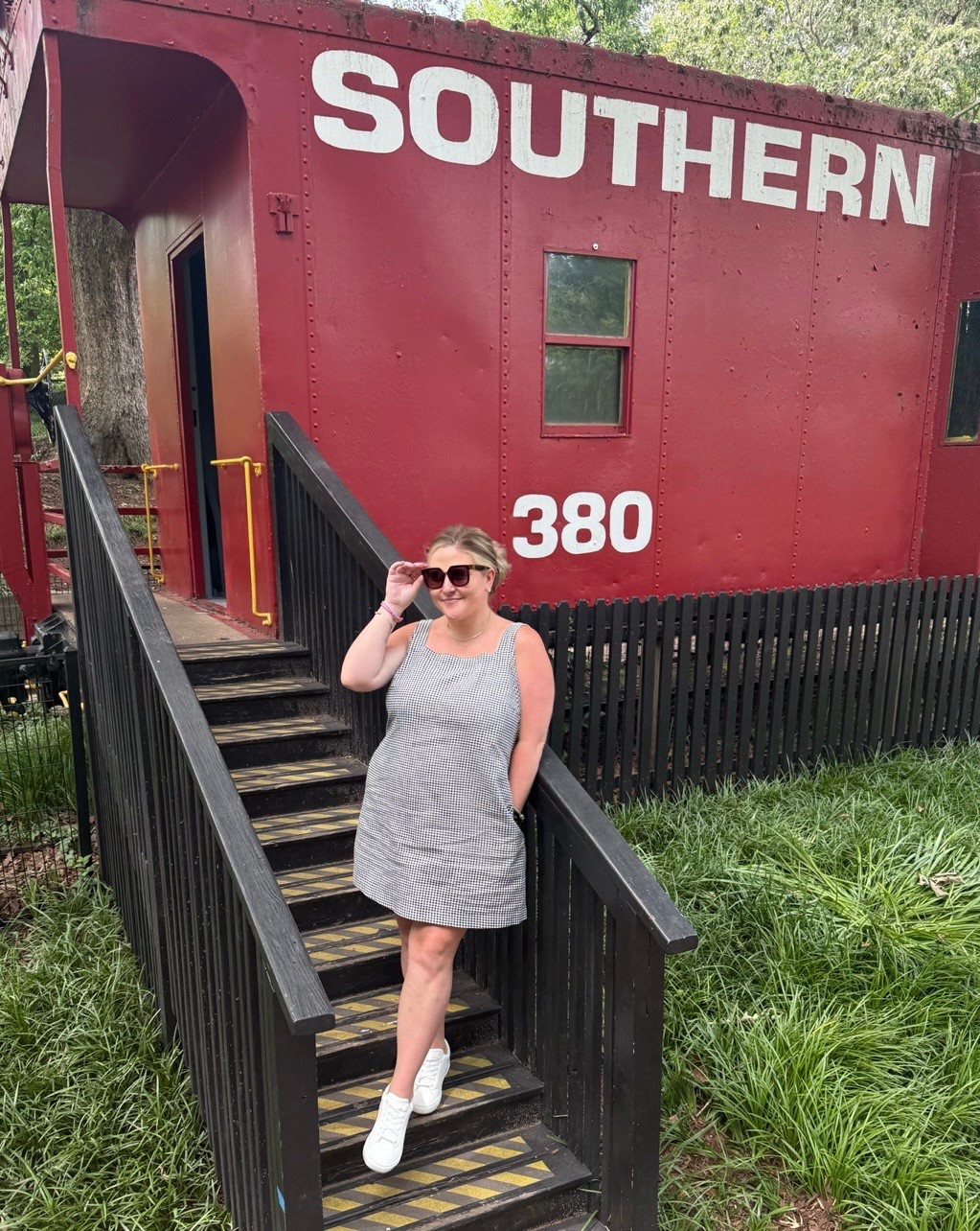 Gingham 🖤



#LTKSummerEdit #LTKSeasonal #LTKFindsUnder50