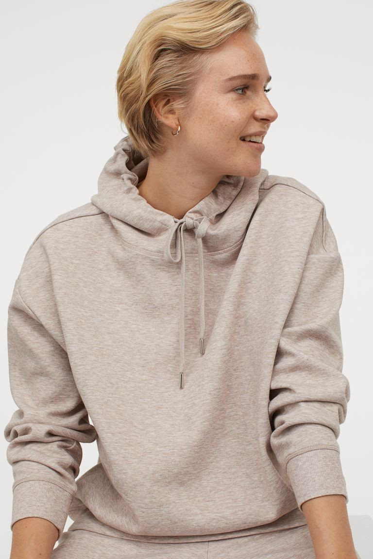 Oversized hoodie | H&M (UK, MY, IN, SG, PH, TW, HK)