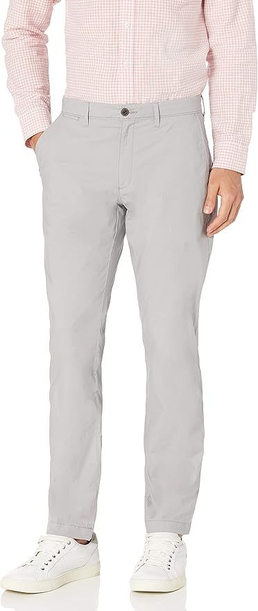 Amazon Essentials Men's Slim-Fit Lightweight Stretch Pant | Amazon (US)