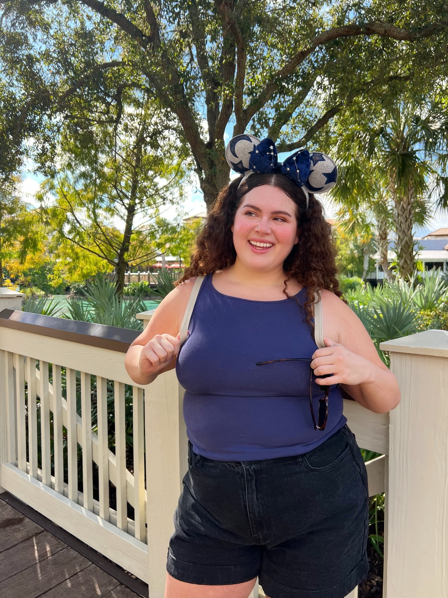 are you mick mouse? 🐭 #plussizestyle #plussizebeauty #plussizemodels #bodypositive #sizeinclusivefashion