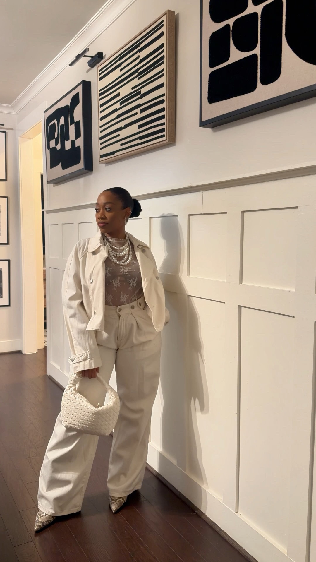 Cream Monochrome Look
#monochrome #stykeinspo

#LTKootd