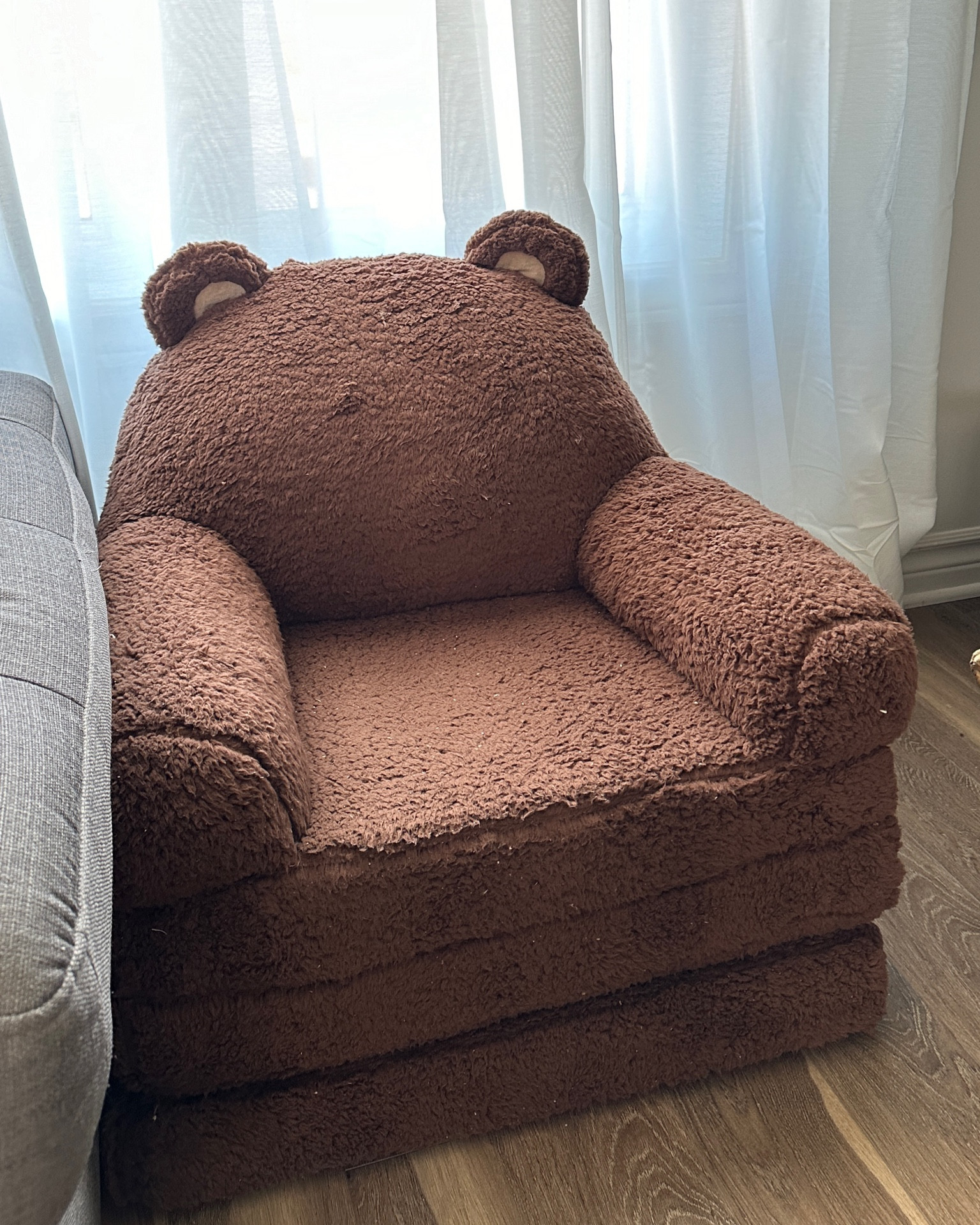 We got this cute little couch for my daughter and she’s obsessed with it! It’s so abordable and it unfolds to become a little bed 🧸

#LTKhome #LTKkids