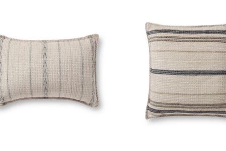 Modern farmhouse living room throw pillow & blanket round up - client project 

#LTKhome