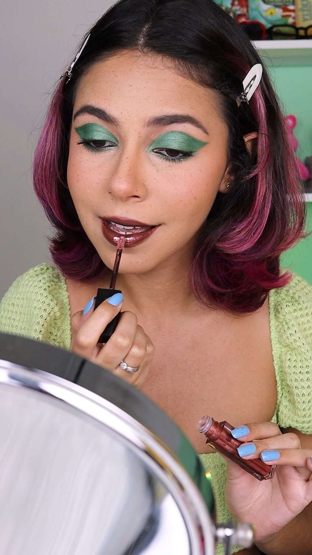 Maquiagem verde completa 💚✨
🏷️LRBRAZBOTIVERSO 
CUPOM Frete grátis + Mimo Especial 



#LTKbrasil #LTKbeauty