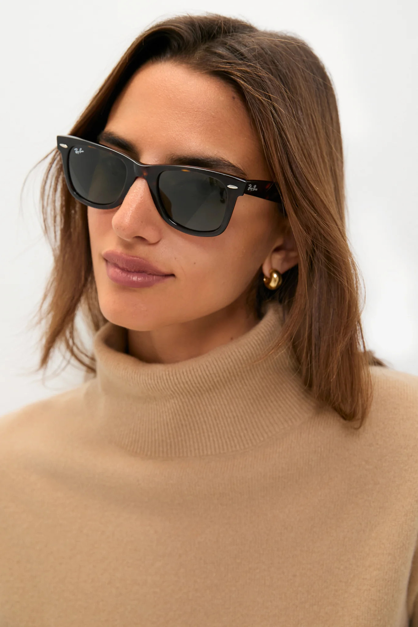Black Wayfarer Ease Sunglasses | Tuckernuck (US)
