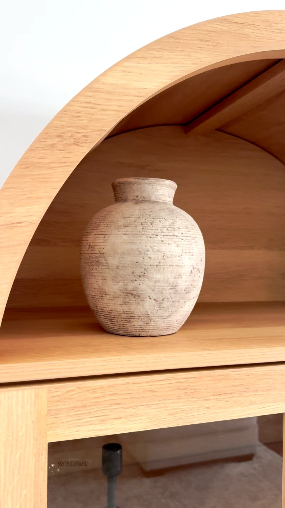 ✨ Obsessed with this Vanselia Ceramic Flower Vase Home Decor - Small Farmhouse! It’s the perfect rustic ceramic vase to elevate any space — from the living room shelf to your dining table with fresh flowers or pampas grass 🌾. Love the texture and vintage farmhouse vibe! 😍 Add a touch of cozy charm to your home decor with this adorable piece! 💛



#FarmhouseDecor #CeramicVase #HomeDecorInspo #RusticStyle #ShelfStyling #AmazonFinds #DecorDetails #VaseStyling  ￼

#LTKHome #LTKmomlife #LTKSeasonal