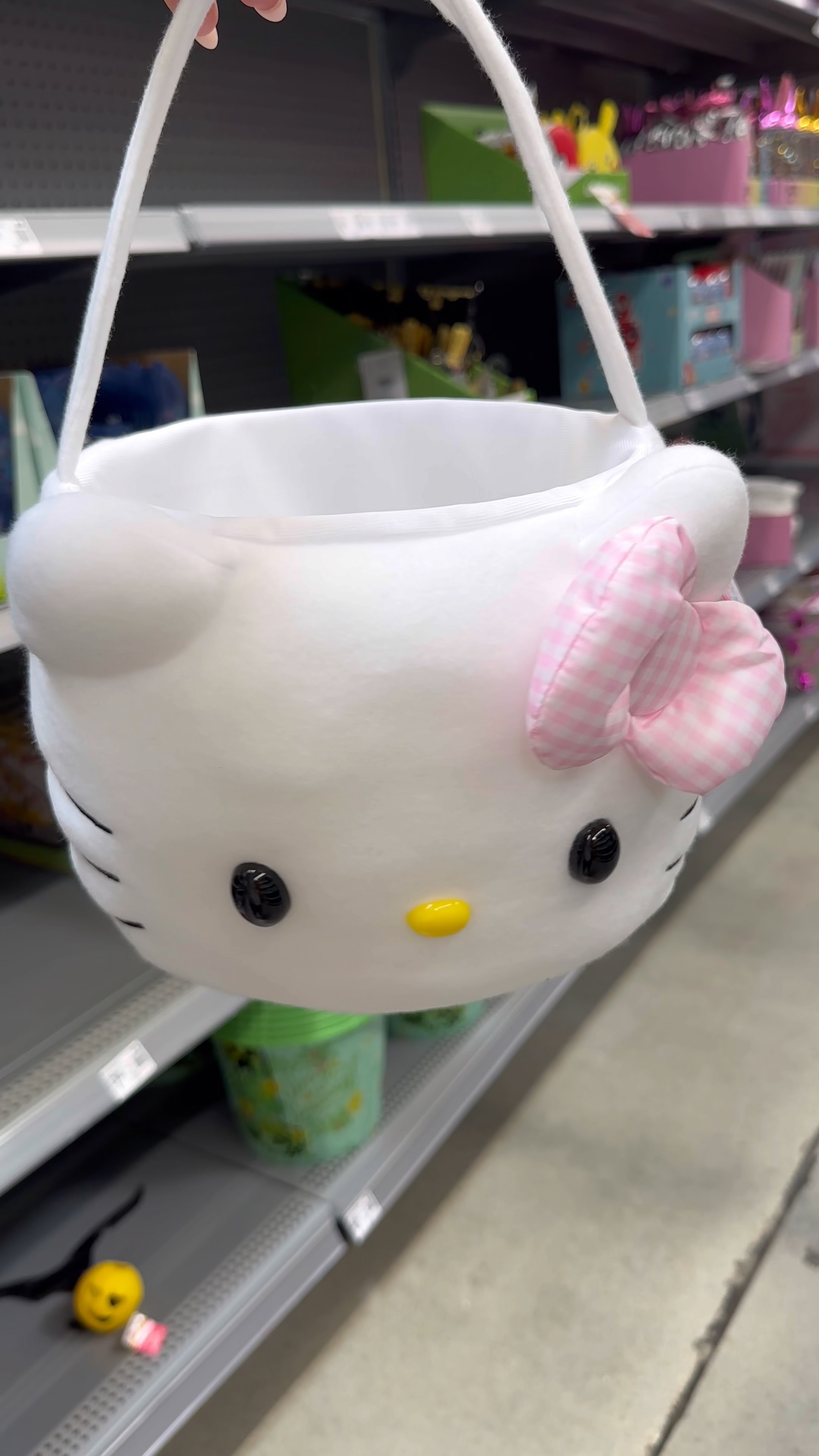 THE CUTEST HELLO KITTY EASTER FINDS! So many cute options! #walmart #walmartfinds #hellokitty #easter #easterbunny #easterbasket

#LTKSeasonal