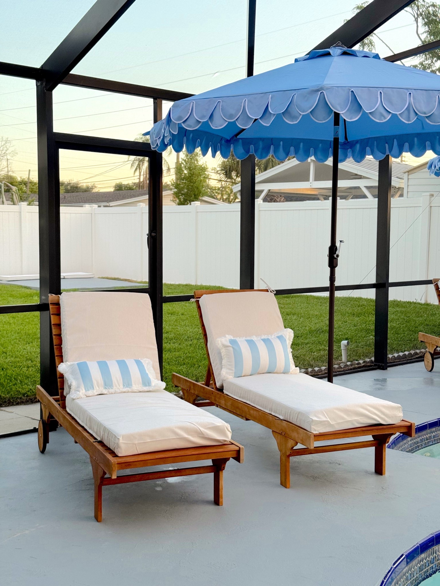 part one of the moving series: THE BACKYARD 😍🏡🌴 just in time for the @wayfair Way Day sale! Up to 80% off, free shipping deals & more 📦 everything fromy trusty ole couch to the entire backyard top to bottom! #ad #wayfairpartner #wayday #wayfair 

shop on @shop.ltk 