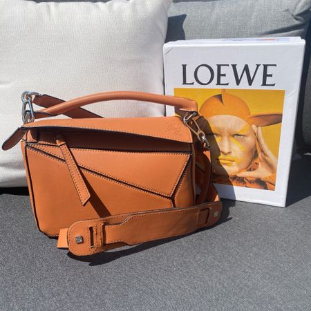 Loewe Puzzle Bag #dhgate

#LTKItBag