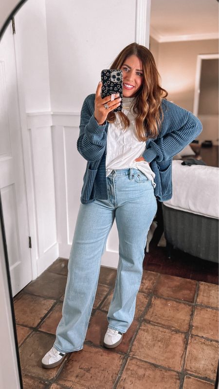 Comfy casual outfit for spring

Abercrombie 90’s relaxed fit jeans- I’m wearing my true size 28 long -they make your booty look so good!

Aerie boyfriend tee

American Eagle “FP inspired” ribbed cardigan

Adidas VL court 3



#LTKstyletip #LTKfindsunder100 #LTKover40