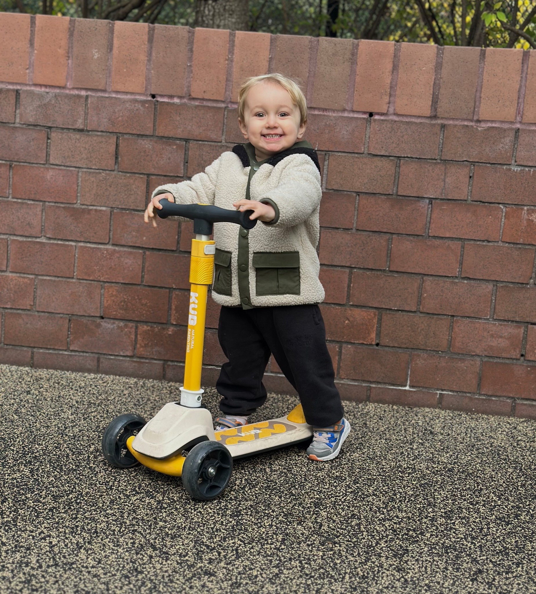 Toddler scooter. Toddler toys. 