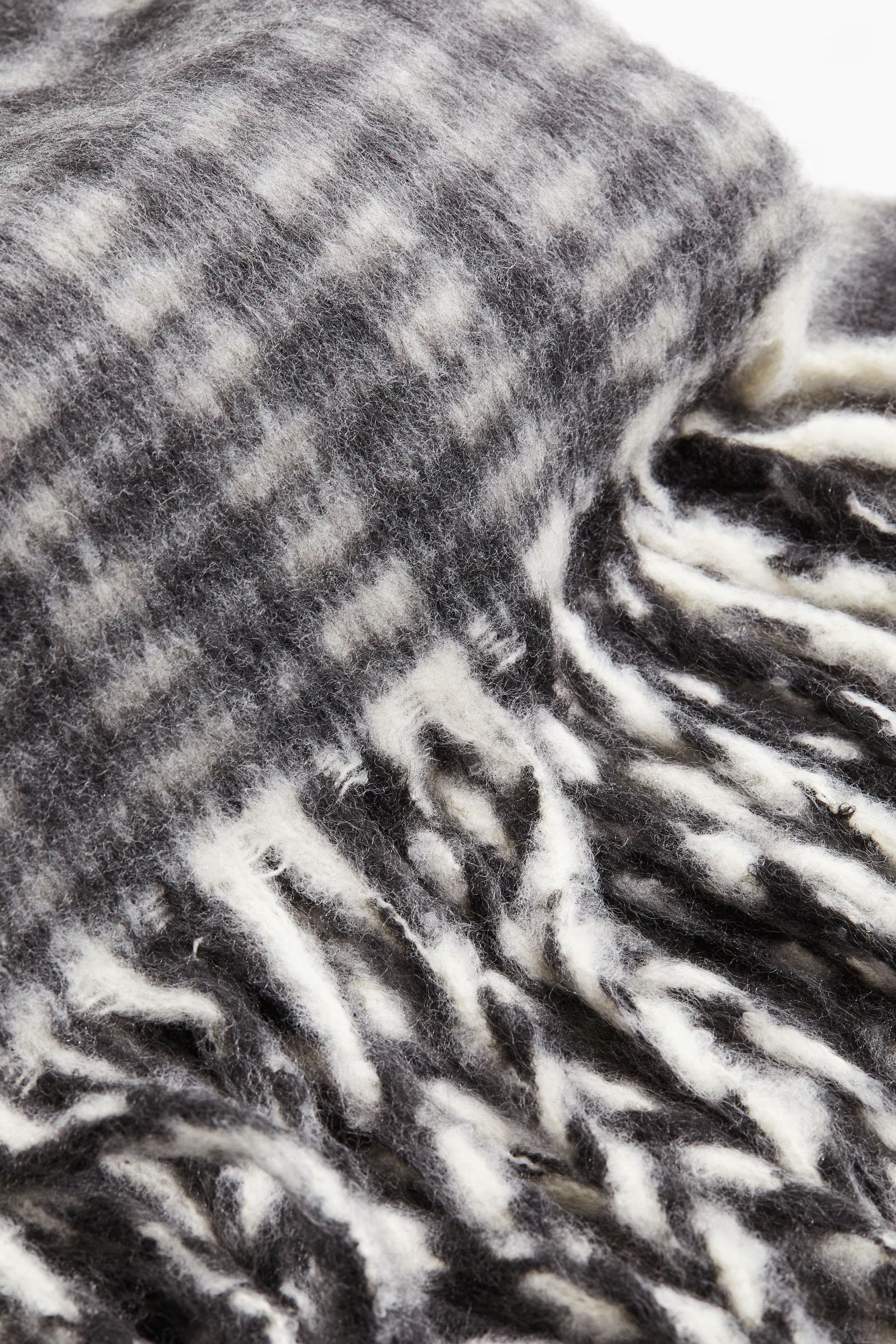 Bufanda con flecos - Gris oscuro/Cuadros - MUJER | H&M ES | H&M (FR, IT, ES, PT, BE)