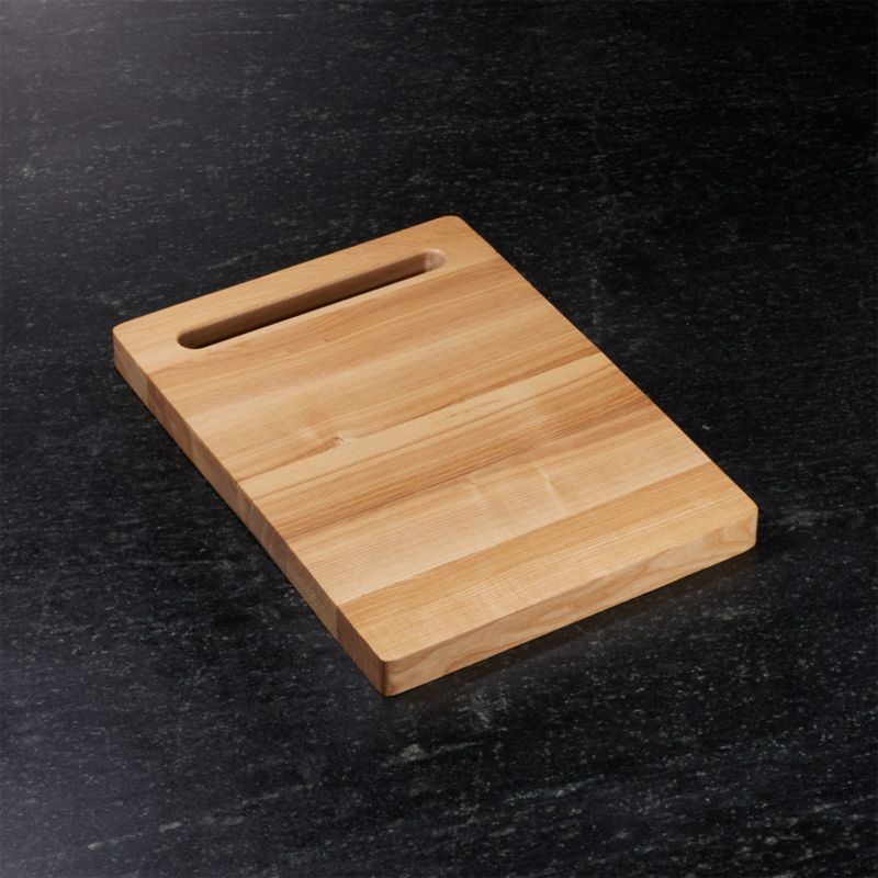 Medium Oak Chopping Block + Reviews | Crate and Barrel | Crate & Barrel