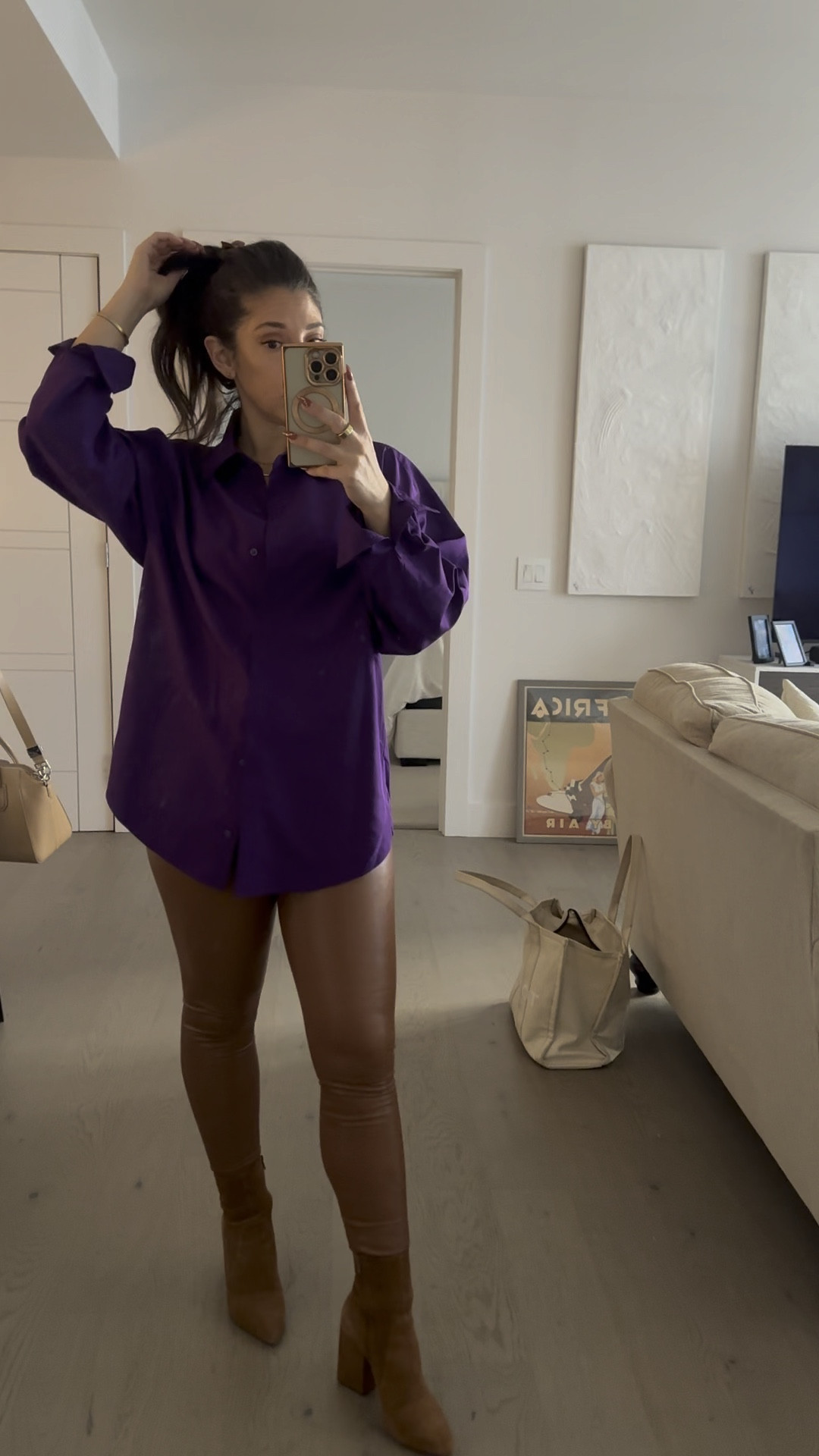 An unexpected color combination that works 💜🤎

#LTKVideo #LTKHoliday #LTKSeasonal