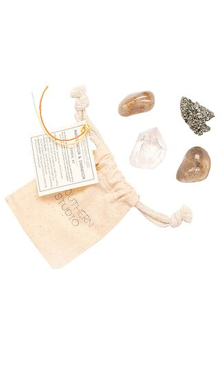 Manifestation & Divination Crystal Ritual Kit | Revolve Clothing (Global)