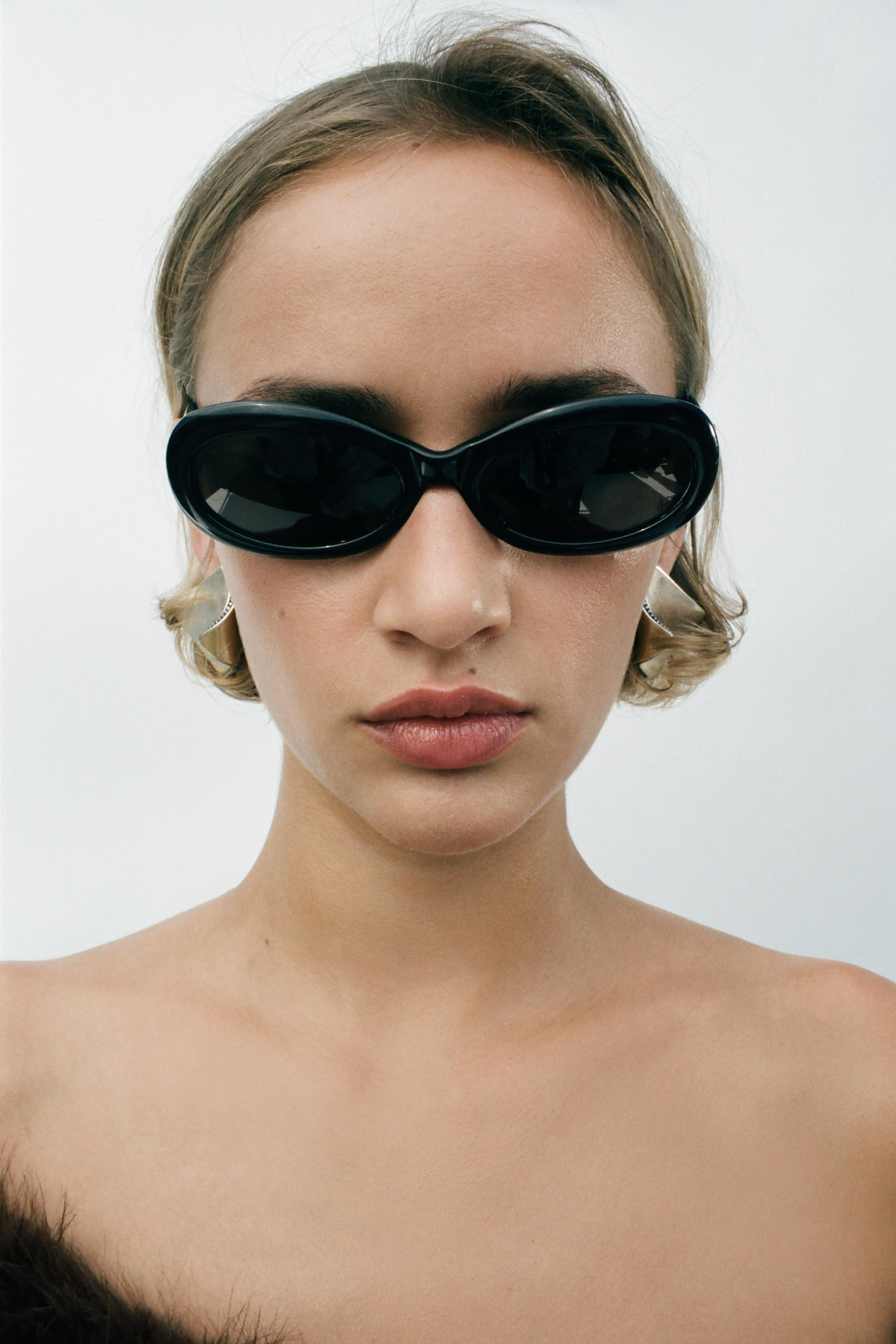 CONTRAST RHINESTONE EARRINGS | Zara UK