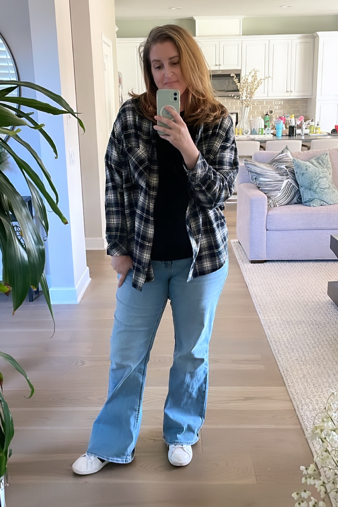 Women's Relaxed Fit Long Sleeve
Flannel Button-Down Shirt - Universal Thread Plaid - size M

Women's Short Sleeve Slim Fit Casual T-shirt - size L

Jordache Women's High Rise Flare Jeans - size 12 (I sized down, very stretchy)

Adidas sneakers - size 8 TTS

#LTKcurves