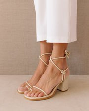Grace Corn Ivory | Alohas Sandals (ES)