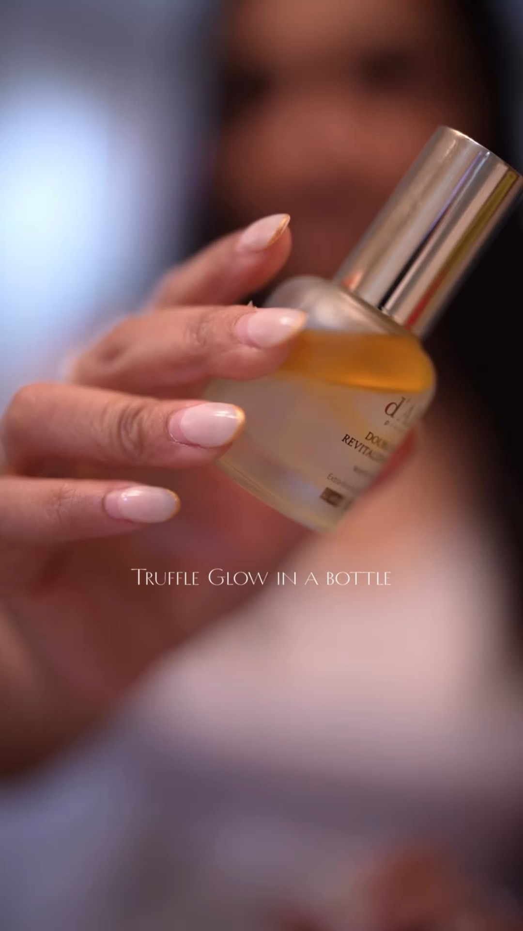 ✨ gifted by d’Alba Piedmont ✨
This serum gives that Truffle Glow everyone’s obsessed with — 100 hours of deep hydration and a natural, dewy finish 💛

Lightweight, luxurious, and available on Amazon.

@dalba_global #dalbadoubleserum #tiktokmademebuyit #beautycreator