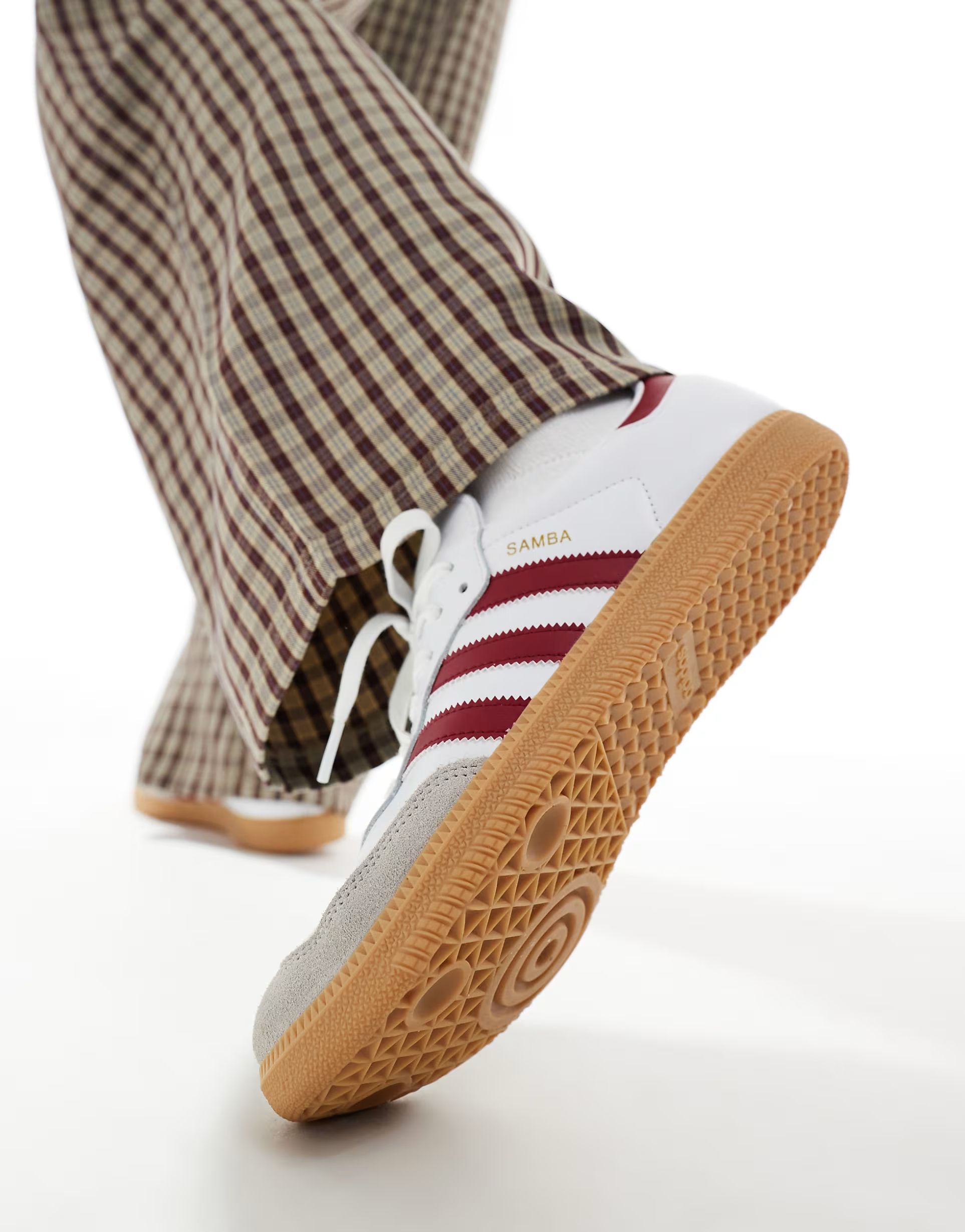 adidas Originals Samba OG trainers in white and burgundy | ASOS (Global)