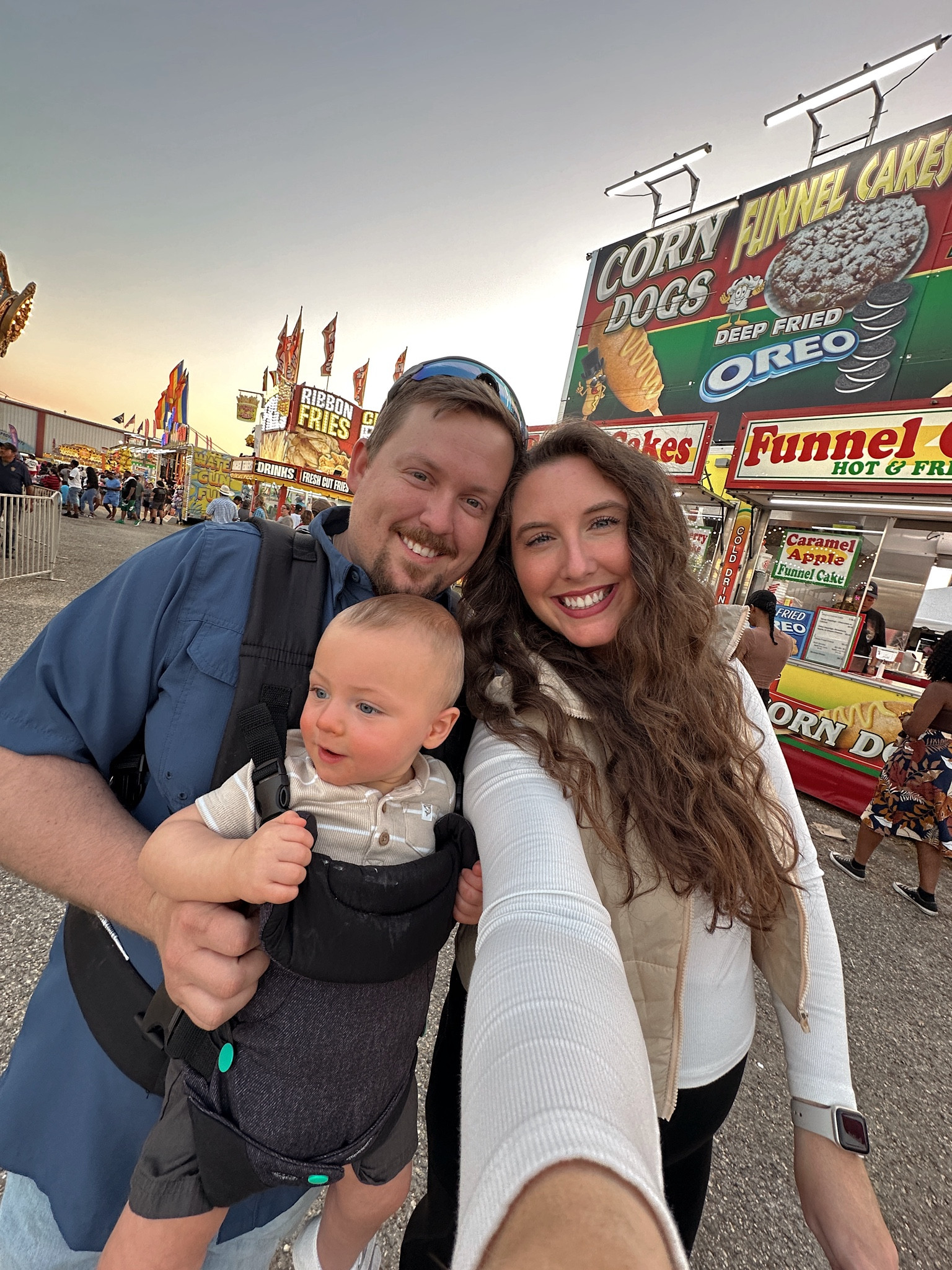 Fair outfit is linked here 🥰 everything is so lightweight & perfect for this warm fall we’re having! 

#LTKHoliday #LTKSeasonal #LTKBump