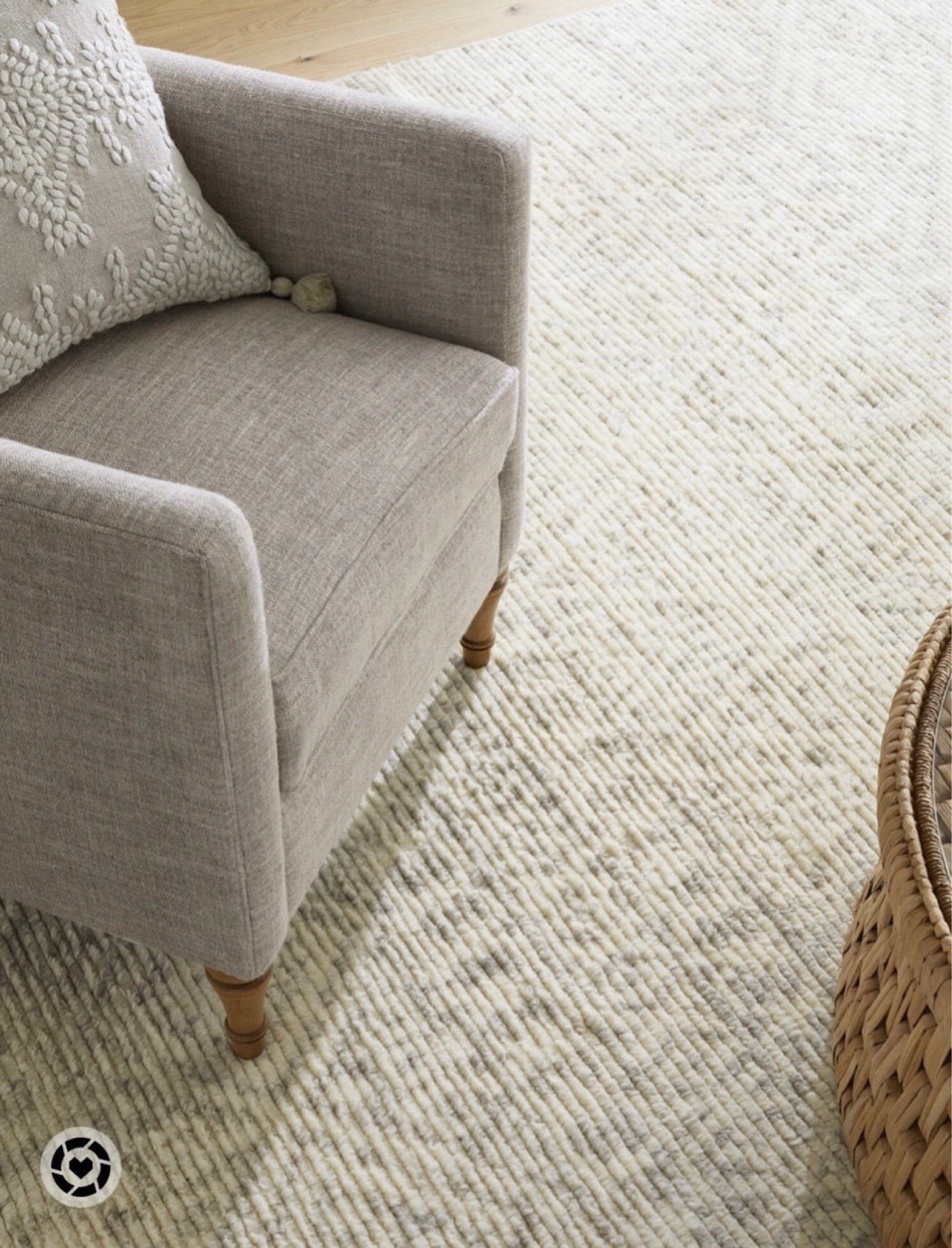 Secretsofyve: Home decor inspiration. 
#Secretsofyve #ltkgiftguide
Always humbled & thankful to have you here.. 
CEO: PATESI Global & PATESIfoundation.org @serena&lily
 @secretsofyve : where beautiful meets practical, comfy meets style, affordable meets glam with a splash of splurge every now and then. I do LOVE a good sale and combining codes! #ltkstyletip #ltksalealert #ltku #ltkfindsunder100 #ltkfindsunder50 secretsofyve

#LTKHome #LTKSeasonal #LTKMens