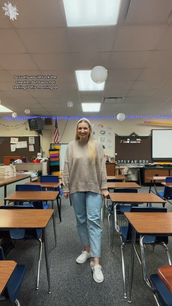 Casual Teacher Outfit 🫶🏻
Sweater:Shein
Jeans: Zara
Shoes: Hey Dudes 

#LTKstyletip #LTKworkwear #LTKunder50