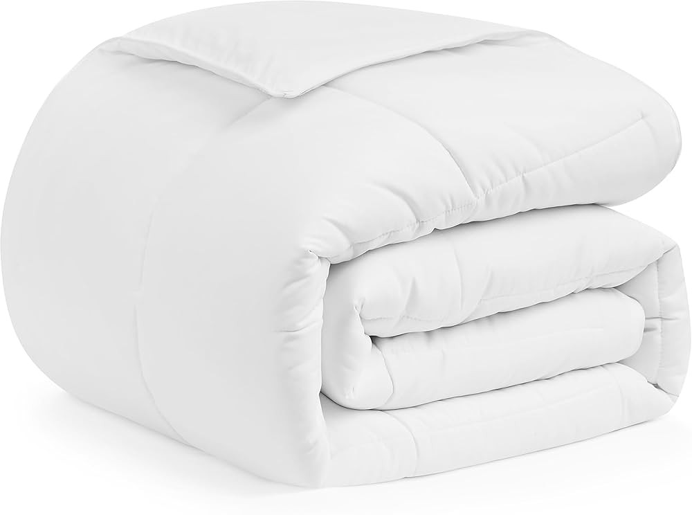 UGG 23742 Aimee Full-Queen Basic Comforter Hypoallergenic Lofty Fill Quilted Blanket Machine Wash... | Amazon (US)