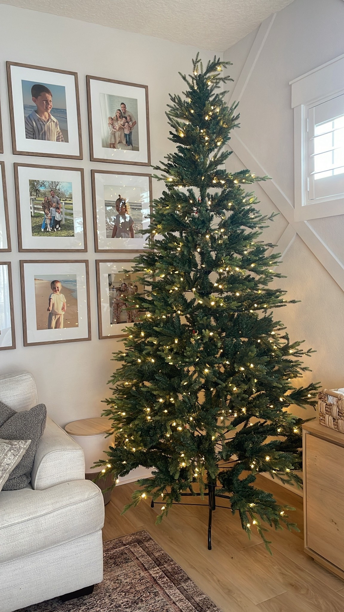New Christmas tree this year! Wanted a taller option, we got the 9ft but it also comes in 7.5ft and it’s affordable 🙌🏻

Christmas tree. Christmas decorations . Target finds. Christmas tree from target. 

#LTKSaleAlert #LTKHoliday #LTKSeasonal