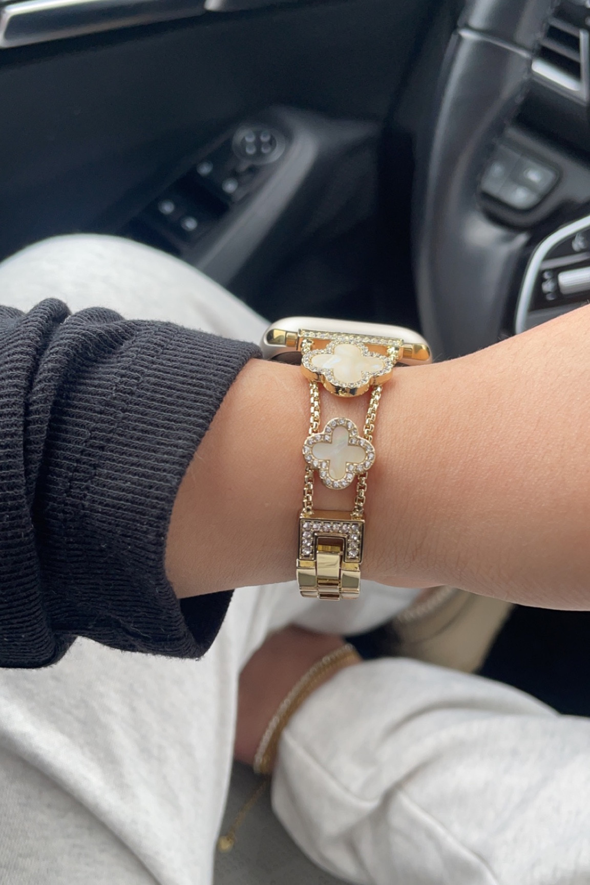 My FAV Apple Watch band⚡️🤍 

#LTKstyletip #LTKfitness #LTKbeauty