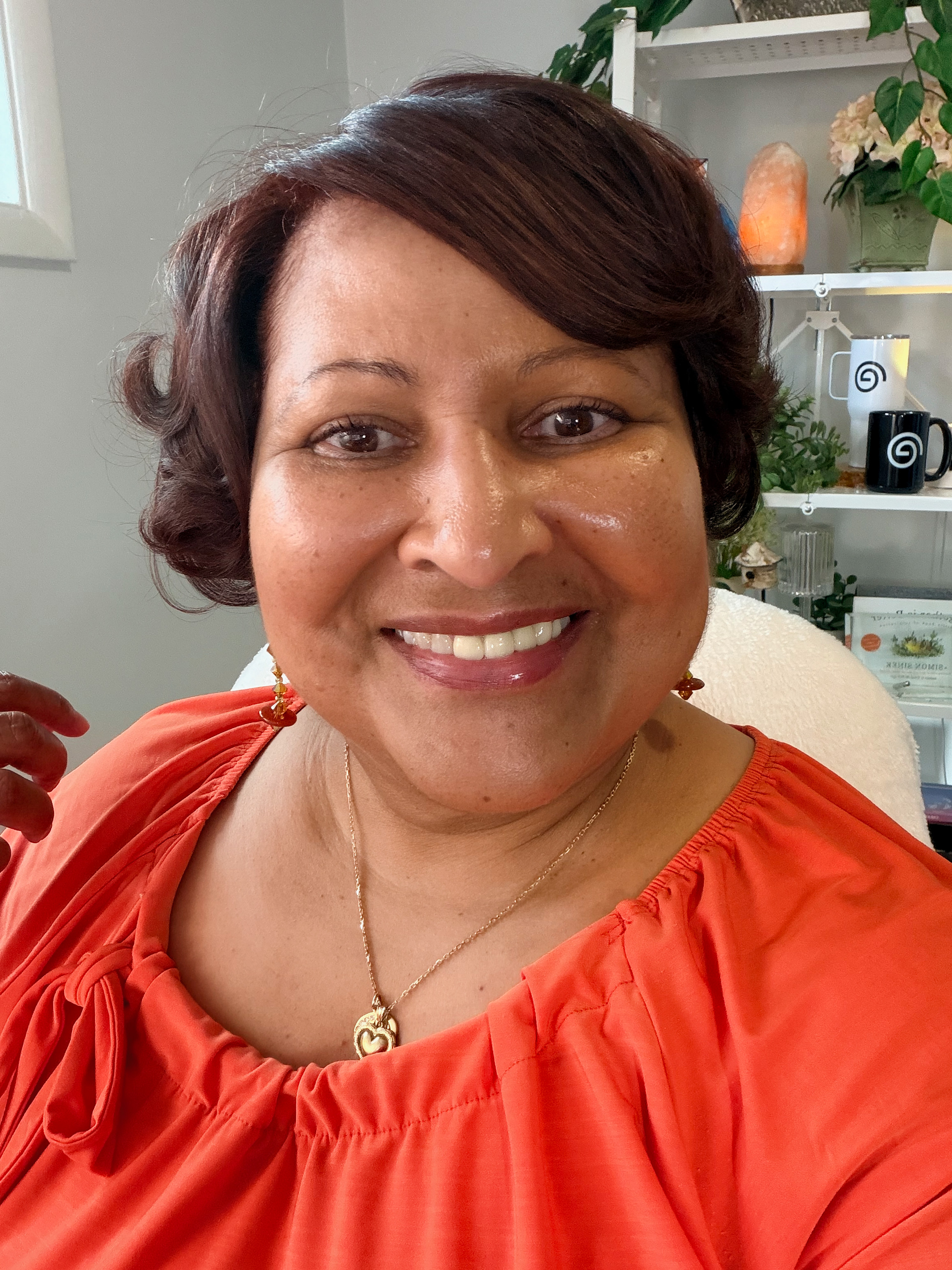 Happy Friday. It's been a long week but I'm still smiling!
Do you have any events planed for the weekend?
Be safe 🥰 

 #LTKootd