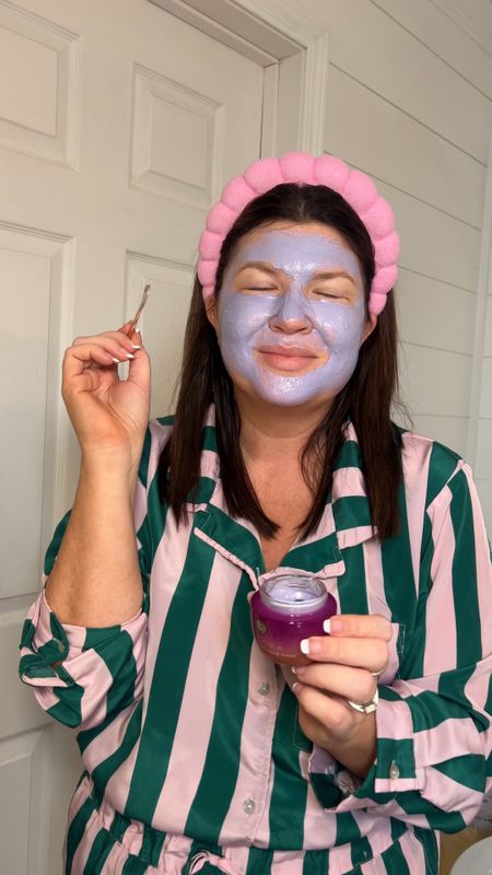 A beauty find worth the $$! 🙌🏻 

Comment link to get a DM with this mask link sent straight to your inbox. 

I finally tried this viral @tatcha Violet - C Radiance Mask and while the aesthetic alone caught my attention (a lilac face mask - yes please!), the results after 20 minutes were impressive. 

✨ Vitamin C and AHAs work together to erase buildup and skin cells past their prime so your face feels like it just had a gentle but effective deep clean. 

✨ I love this for winter skin that can feel dry and grimy at times. This reset my face and felt baby smooth.

✨ Great right before a big night or special occasion. 

✨ It’s not overly glowy but gives the perfect radiant result.

✨ I will for sure be rebuying when mine runs out. 

#LTKbeauty #LTKfindsunder100 #LTKover40