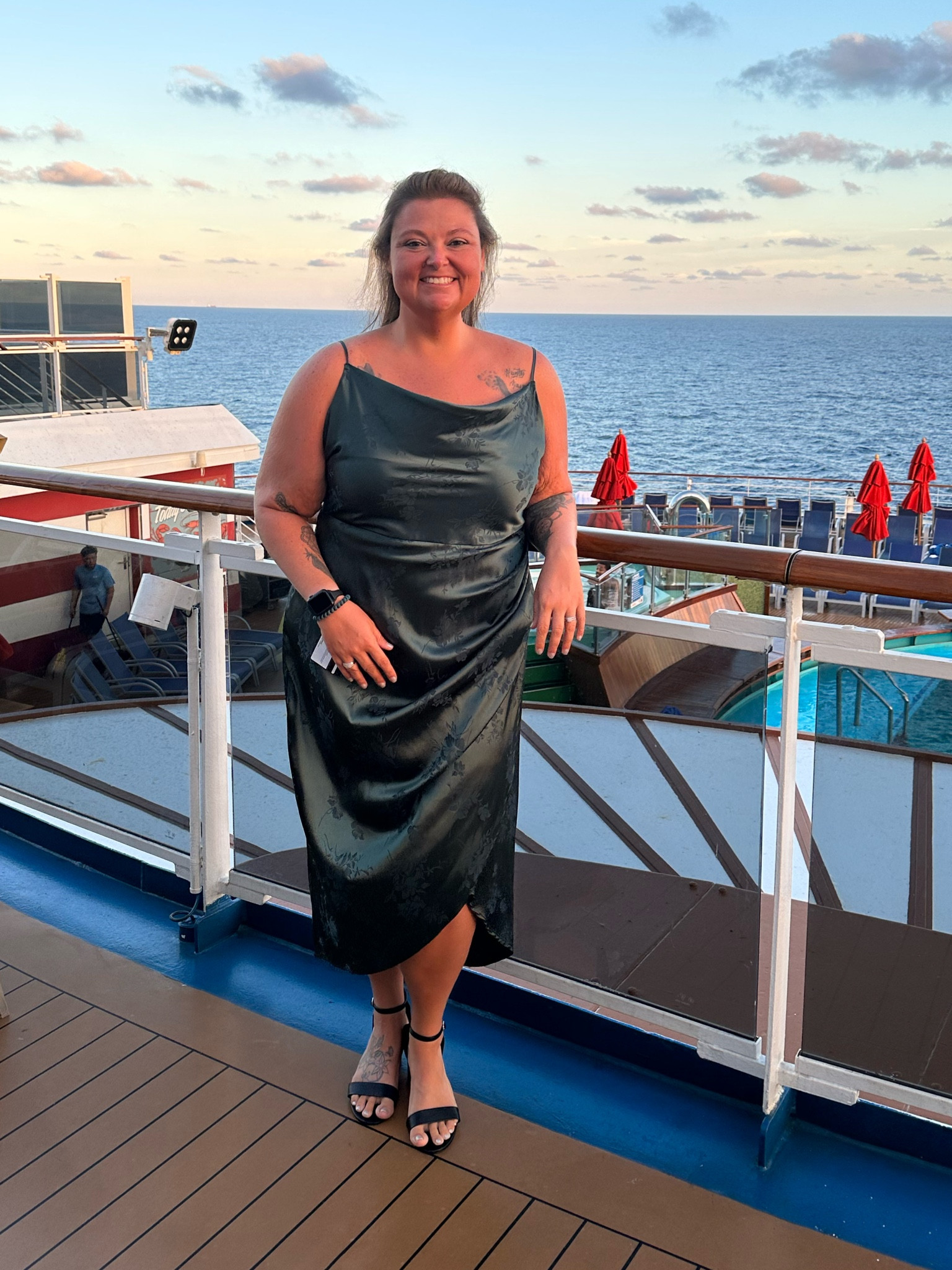 This dress hugs all the right places and makes me feel beautiful!

#LTKfindsunder100 #LTKshoecrush #LTKtravel